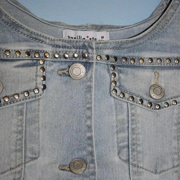 Vanilla Star NWOT Button Front Cropped Jean Tank Top Size Medium - Picture 5 of 16